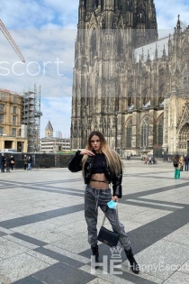 Lucy, 21 let, Düsseldorf / Německo Eskorty - 6
