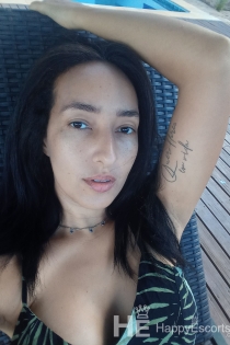 Camila Mbrazili, Miaka 34, Rio de Janeiro / Brazil Wasindikizaji - 1