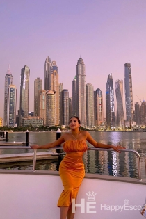 Dina, vek 25, Dubaj / Eskorty Spojených arabských emirátov - 10